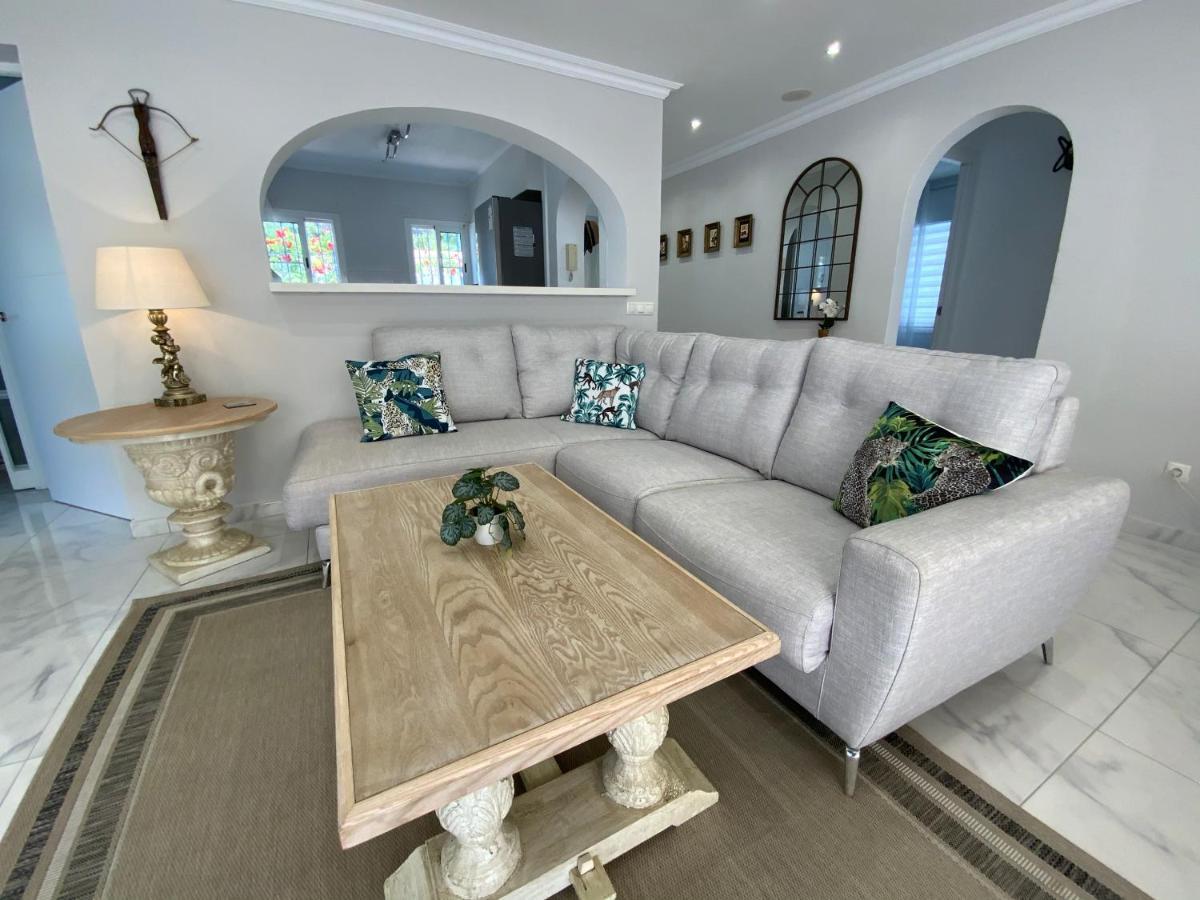 Villa Family With Pool, Walk To Beach, Restaurants And Shopping *