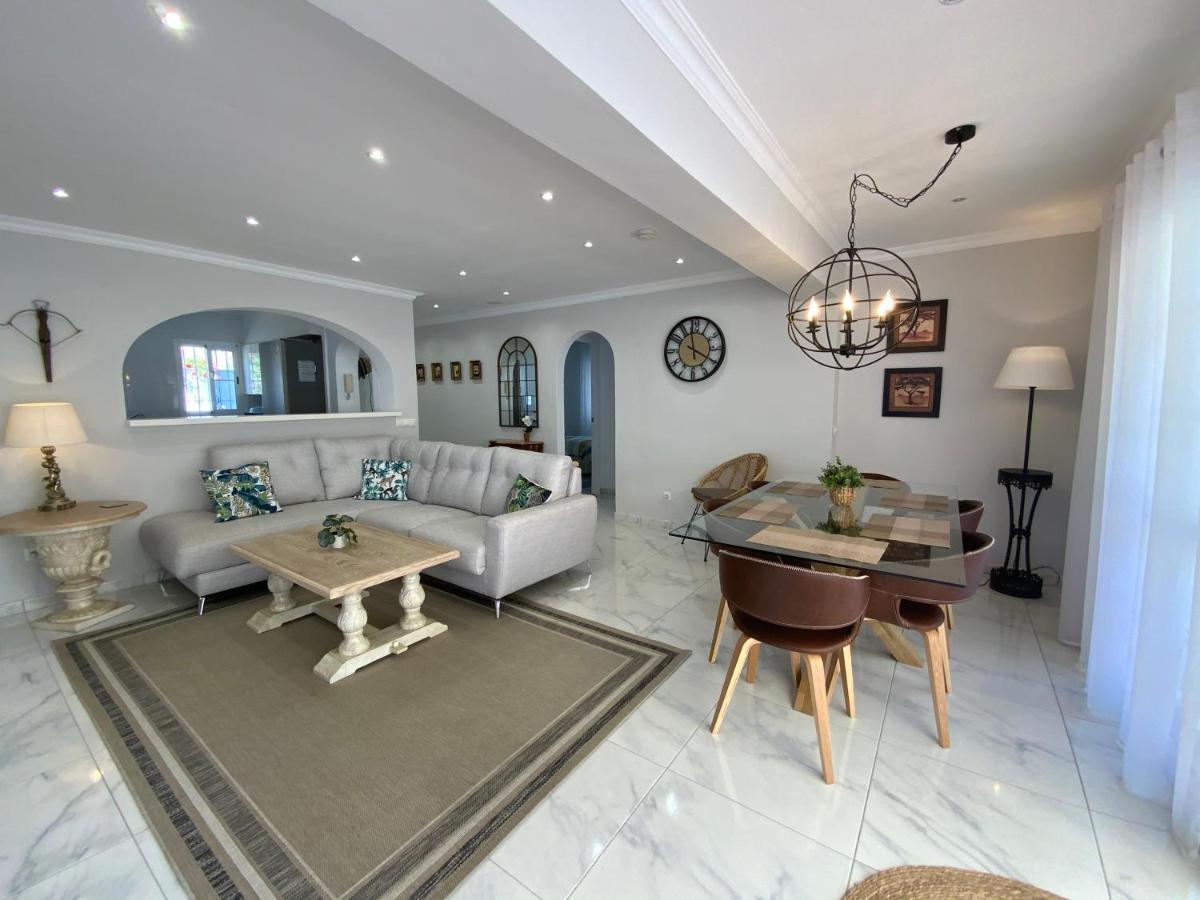 Family With Pool, Walk To Beach, Restaurants And Shopping Villa *
